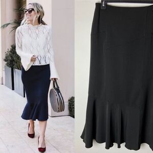Nwt black long fitted skirt mermaid flare. Business professional office. Size 6